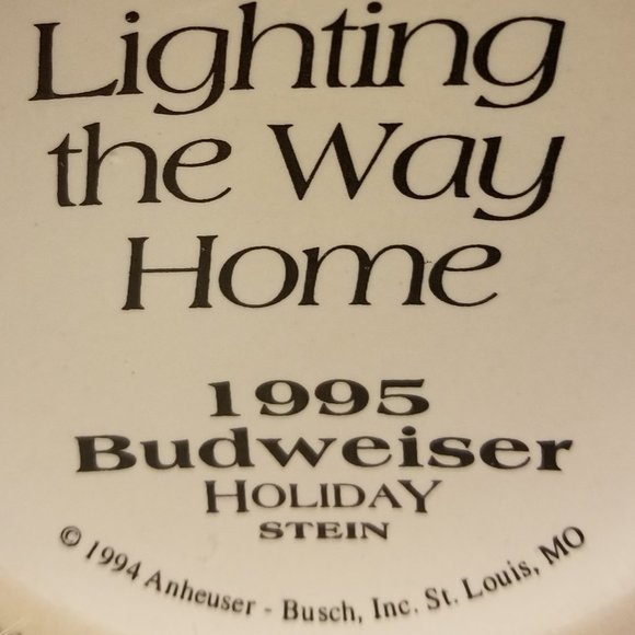 Budweiser 1995 Holiday Stein Lighting the Way Home - Picture 7 of 7